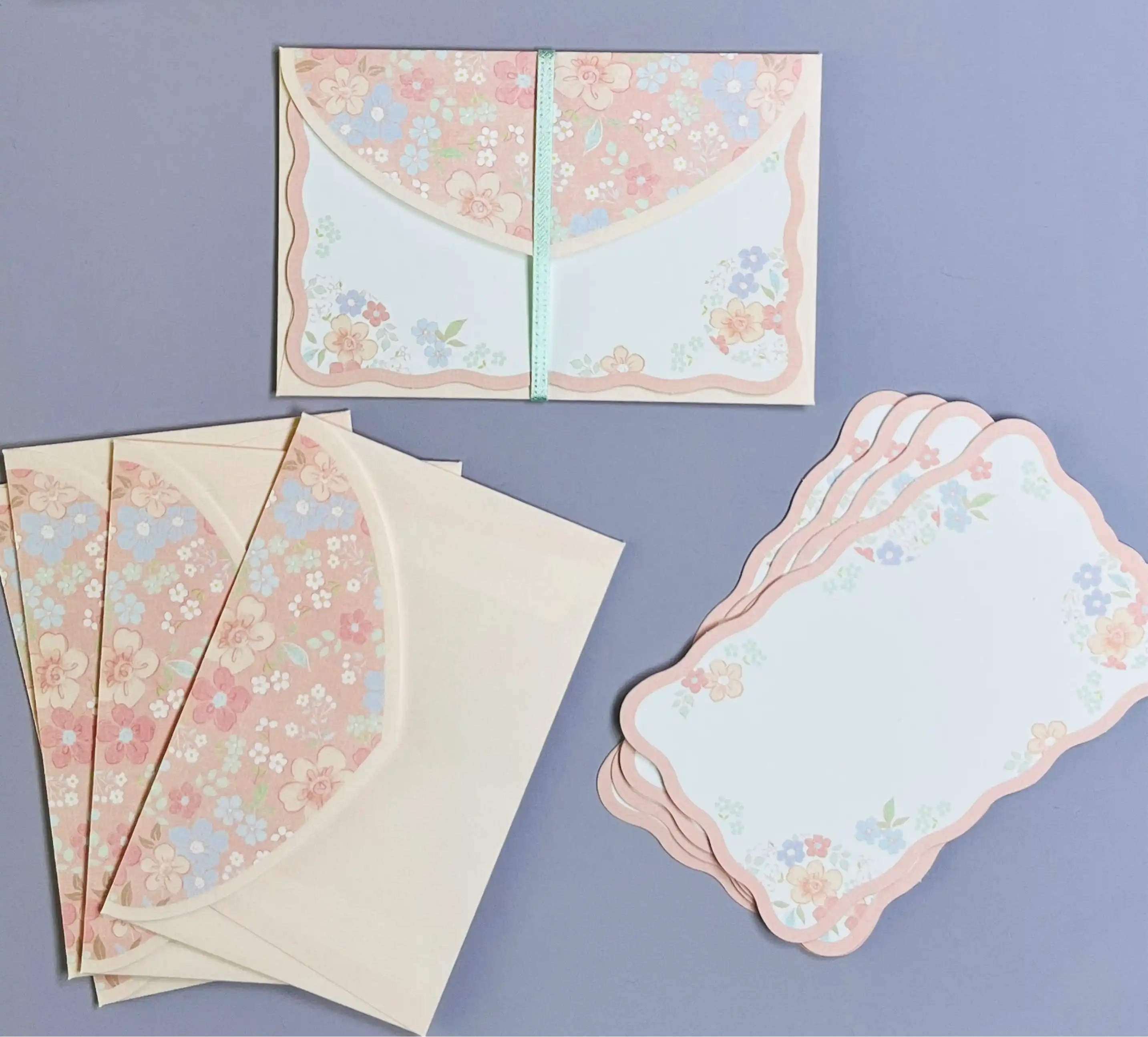 Risette Mini Message Card Set: 5-Pack Floral Die-Cut Cards & Votive Paper Envelopes