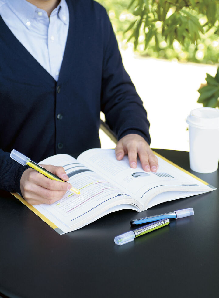KOKUYO Mark+ Dual Color Highlighter: 2-in-1 Double Pen for Aesthetic Note-Taking
